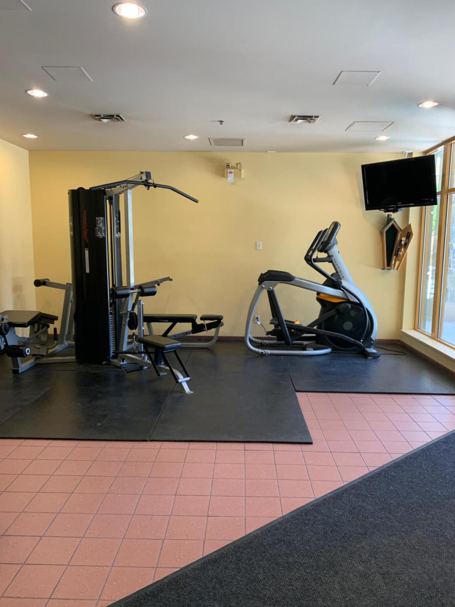 Spring Summer Special Cascade Lodge Suite Wifi 2 Hot Tubs Pool Gym Sauna Ski & Bike Storage Room Whistler Exterior foto